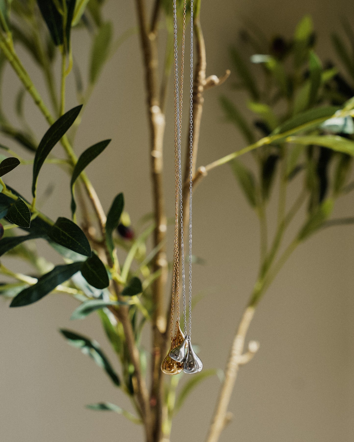 Kate Necklace